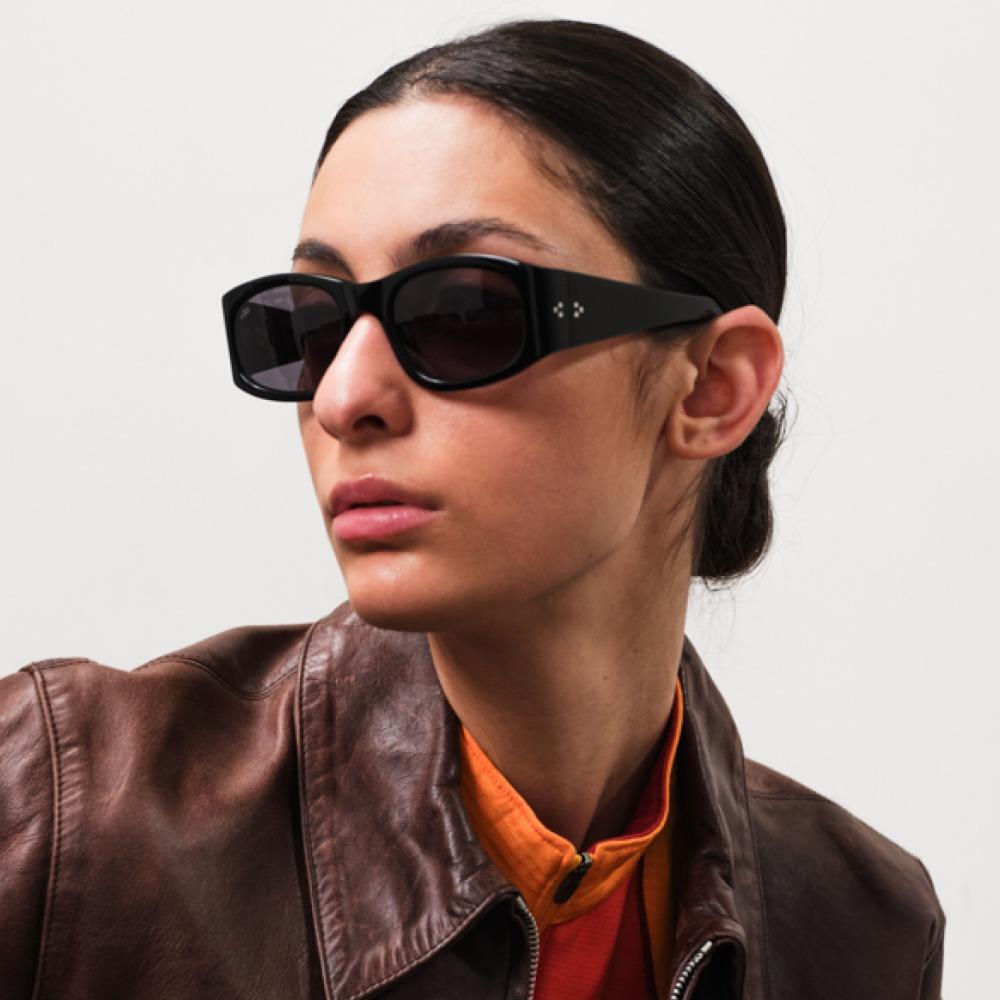 아킬라 선글라스 템포 TEMPO 2430 01 01 Black (Black) 54사이즈 AKILA