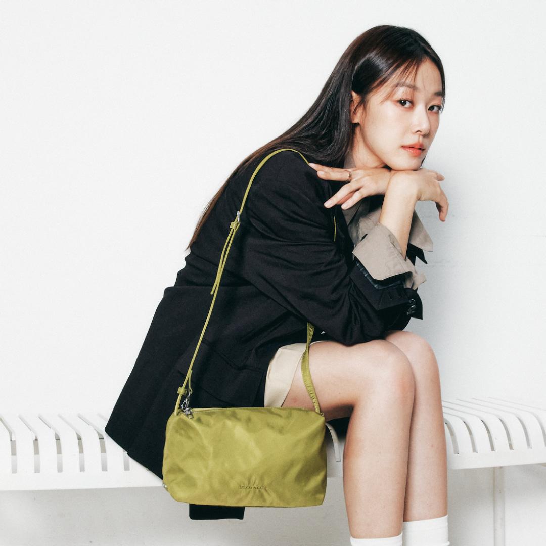 [자사몰 단독] 릴리프 스티치 스퀘어백 (3COLOR)