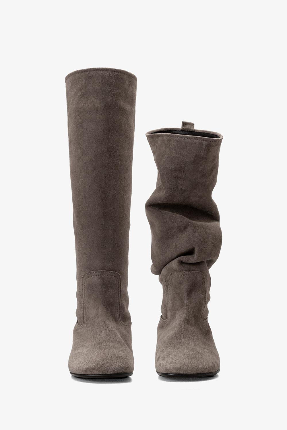 Wrinkle Boots in Moon Stone