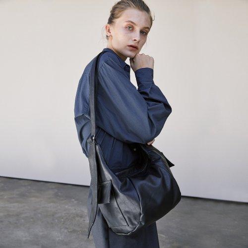 POCKET SLINGBAG_BK
