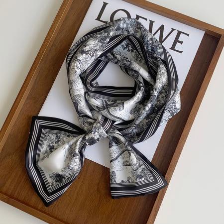 이런 상품 어때요? 타이거 드로잉 패턴 미니 롱 트윌리 스카프