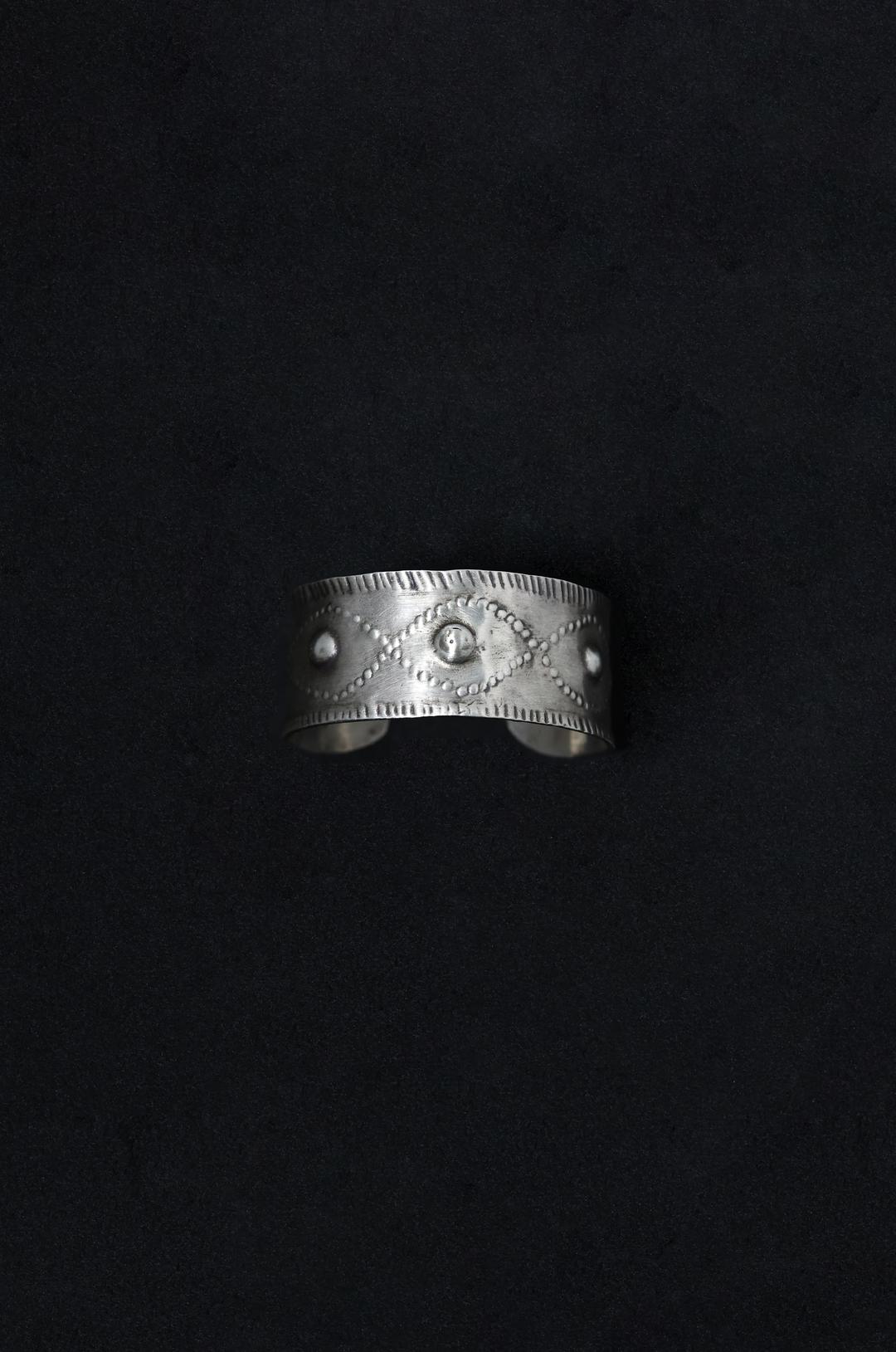 DOTS PATTERN HIGH CUFF_Silver