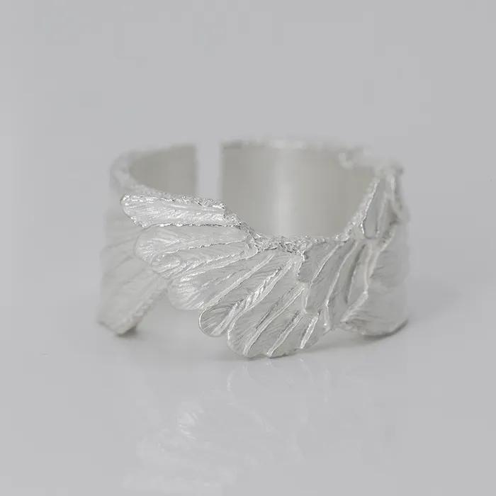 Swan Feather 05 ring