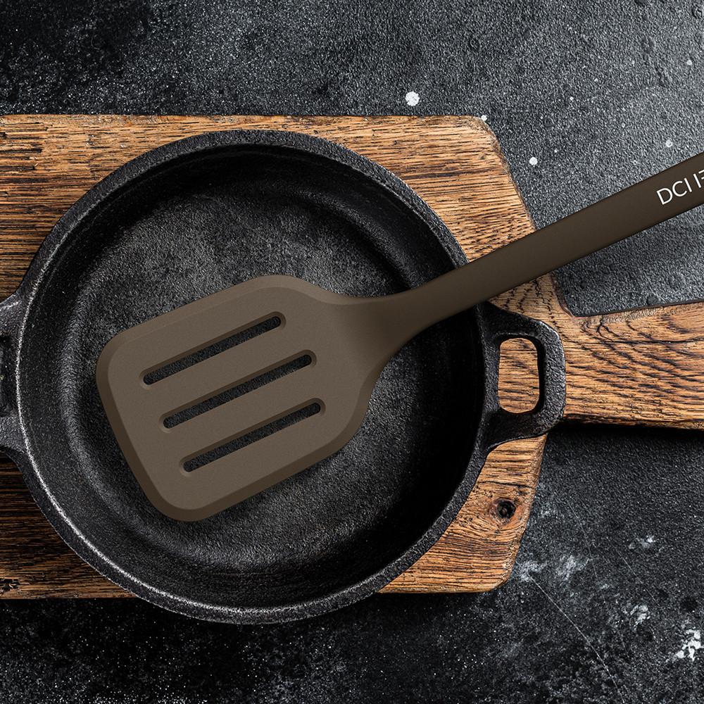 데일리셰프 실리콘뒤집개 조리도구 와이드형 계란말이 브라운