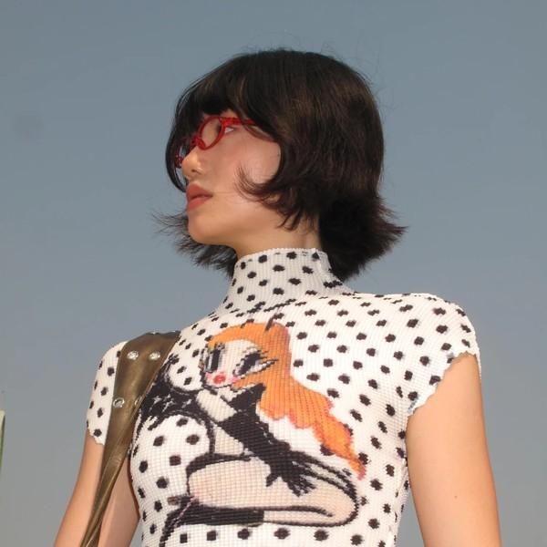 MOF White Dot Devil Girl Folded T-shirt
