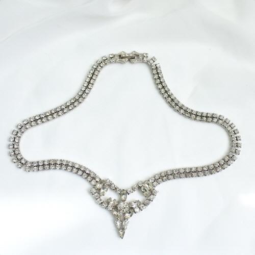1970s rhinestone dressy necklace