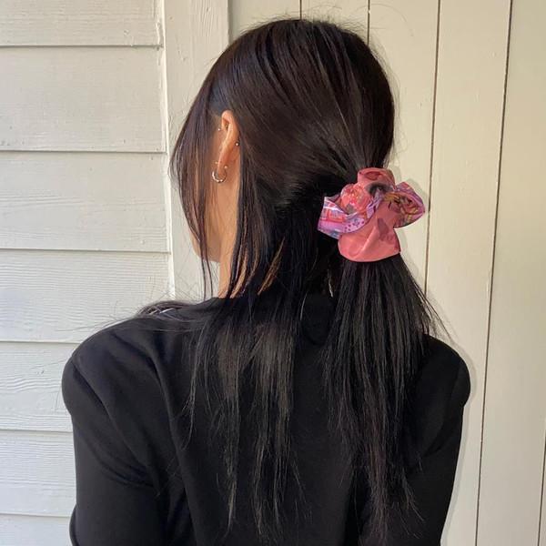 PRINTED SCRUNCHIE