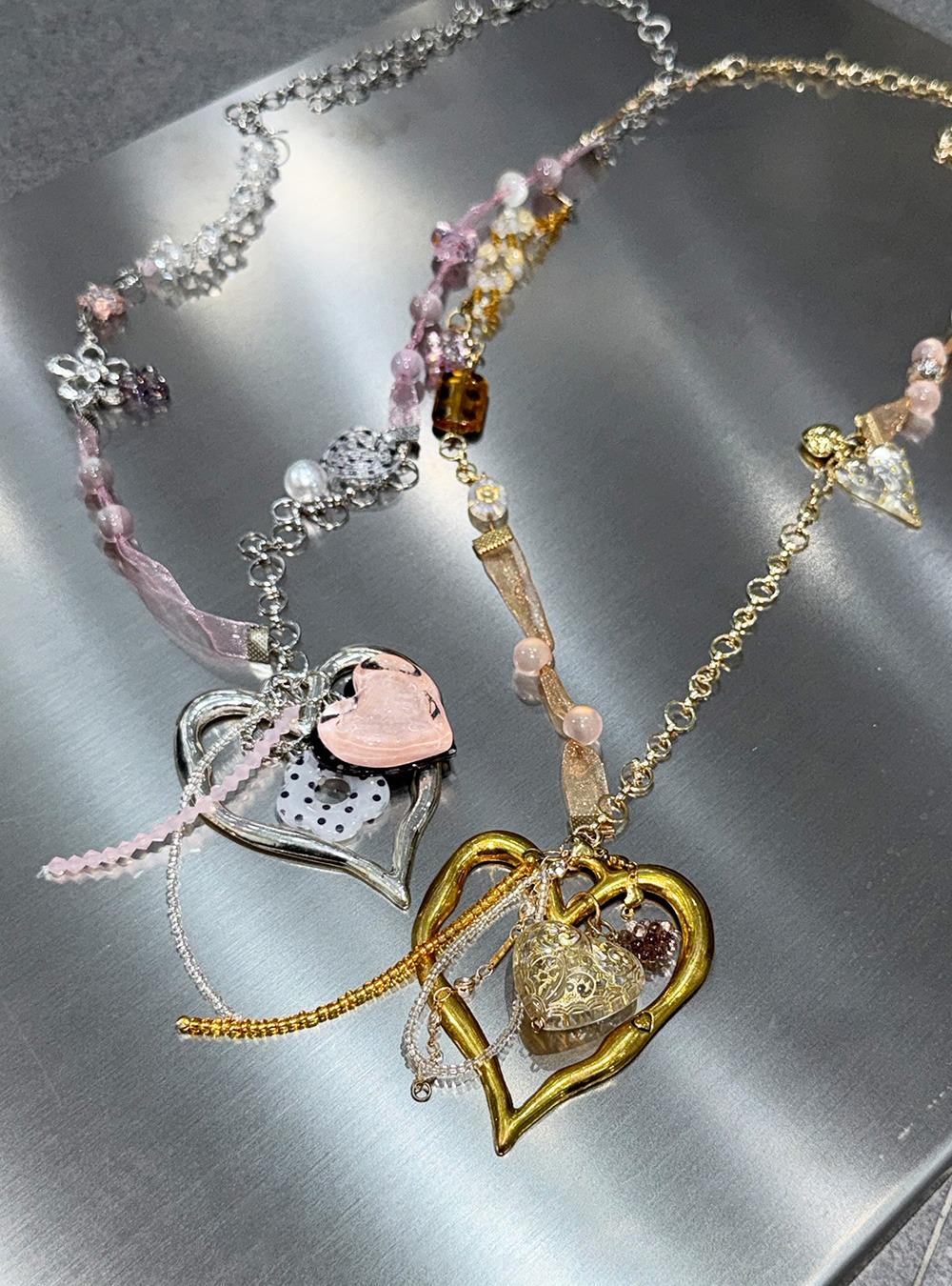 Handmade Ribbon Bead Heart Choker (2color)