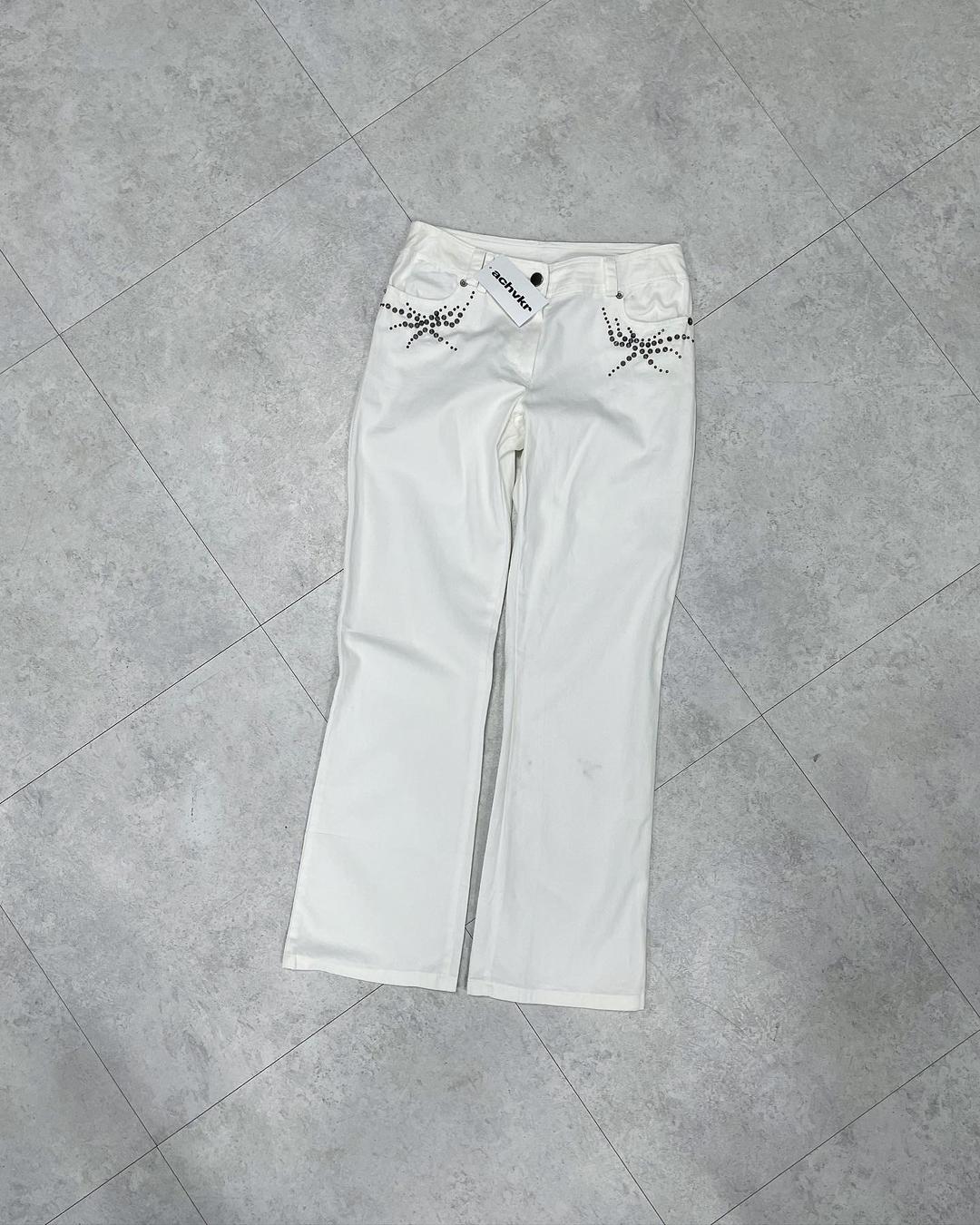 𝗦𝗲𝗹𝗲𝗰𝘁𝗲𝗱 𝗩𝗶𝗻𝘁𝗮𝗴𝗲