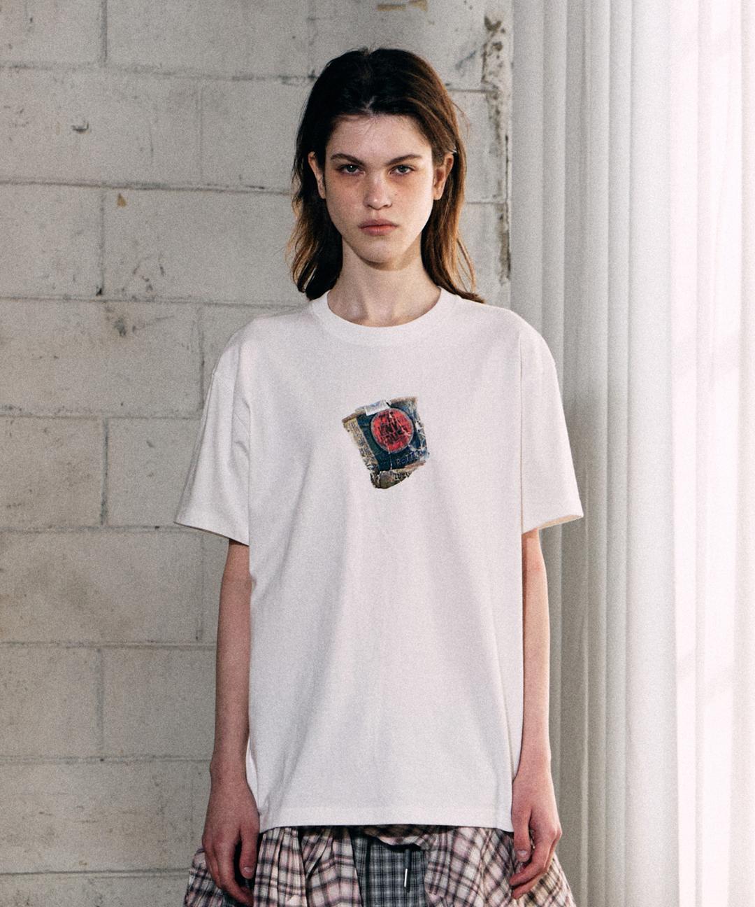 PAPER CIGARETTE TEE WHITE