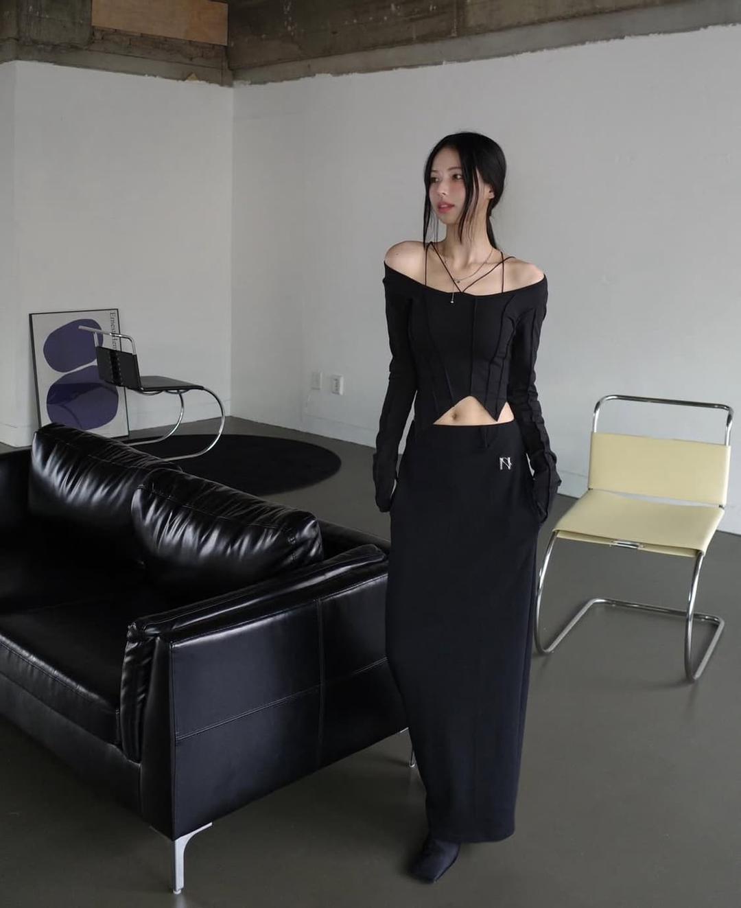 뉴얼린 니키탑 블랙 | 후루츠패밀리