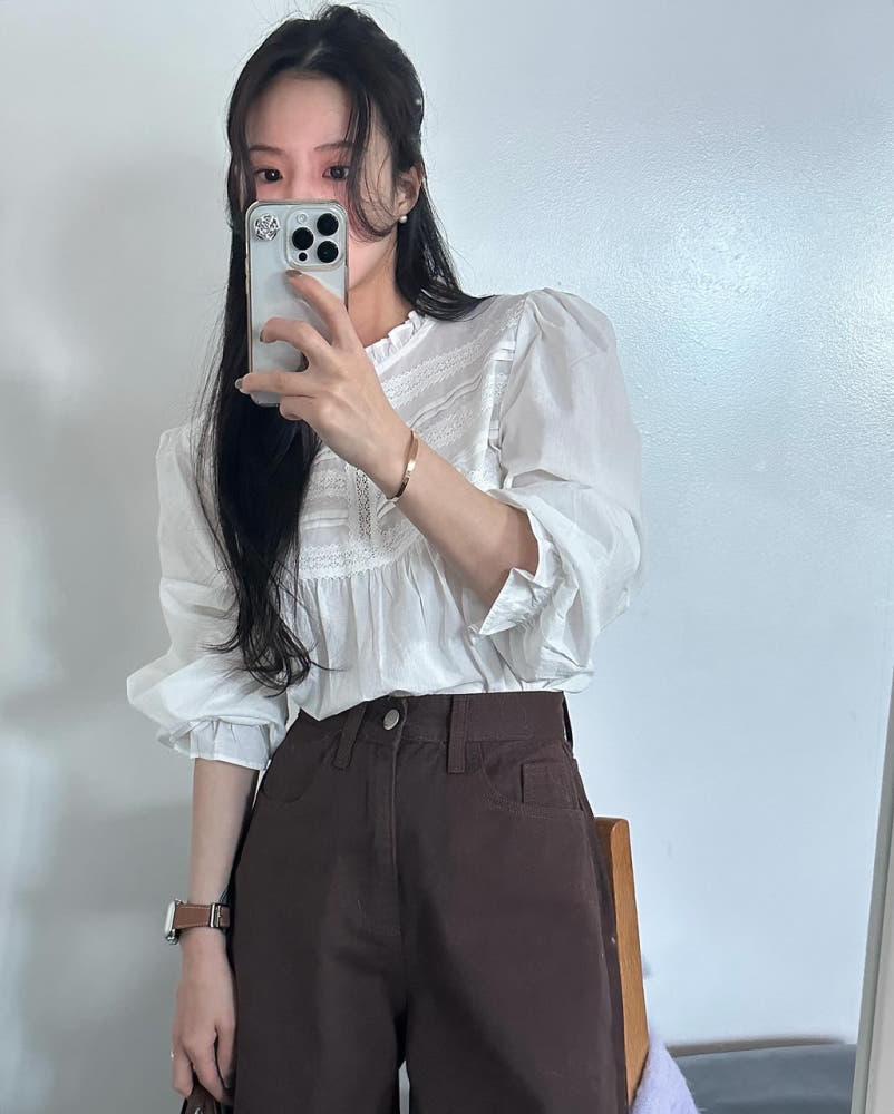 옐러 여성 셔링 핀턱 레이스 밴딩 프릴 자수 퍼프 이너 블라우스