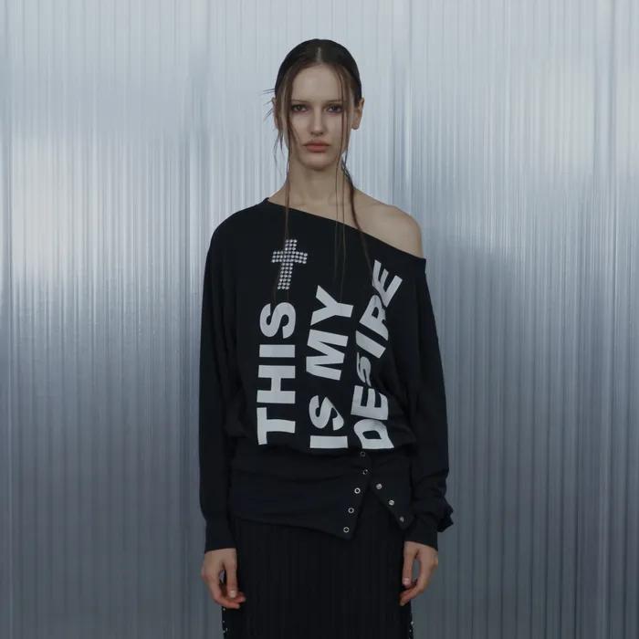 BOLD LETTERING LOOSE TOP / BLACK