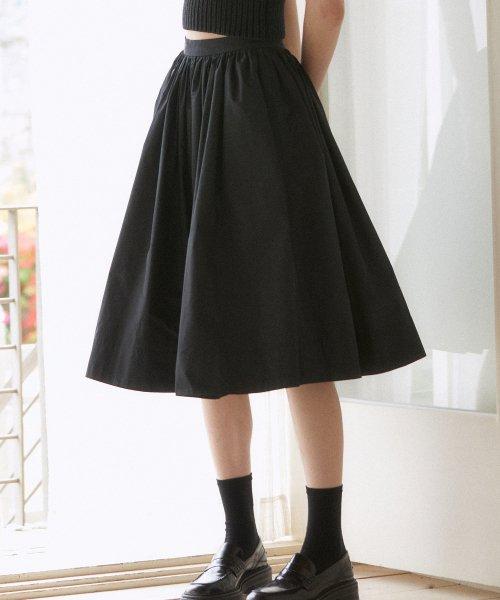 Pleats skirt (black)