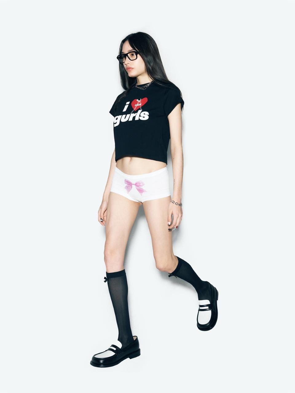 CALIE GURLS T-SHIRT BLACK