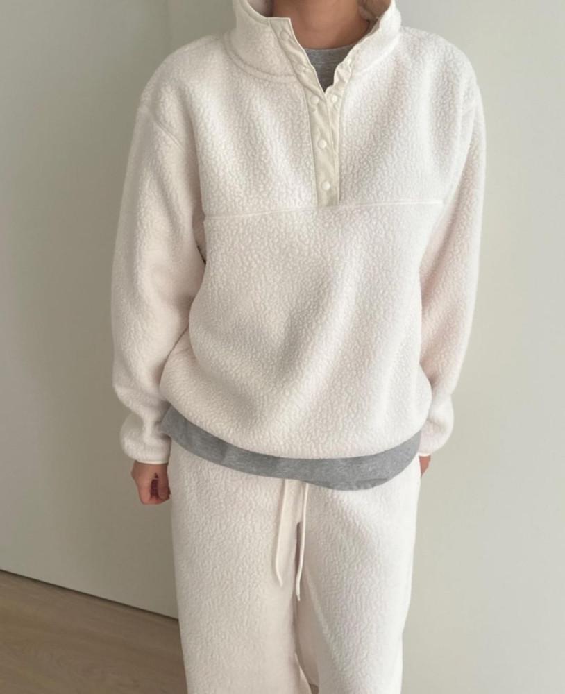 [MUNIATE/무니에트] 아이 당일 founders 파운더스 헤일리 플리스 탑 후리스 맨투맨