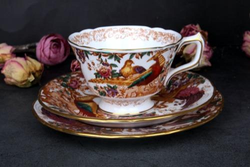 영국찻잔 영국앤틱 로얄크라운더비 Royal Crown Derby 아비스