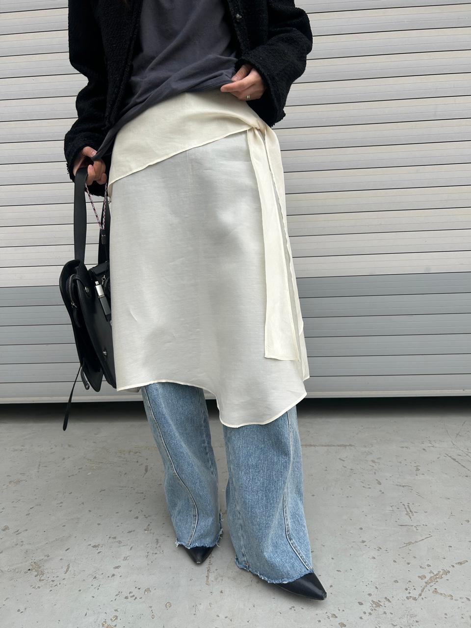 FOLDING STRAP LAYERED SKIRT