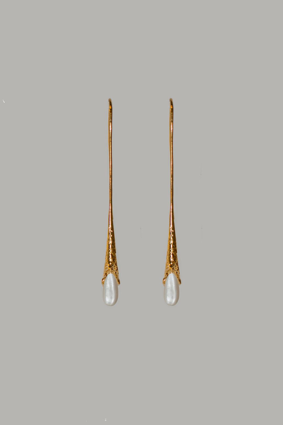 White drop Earrings
