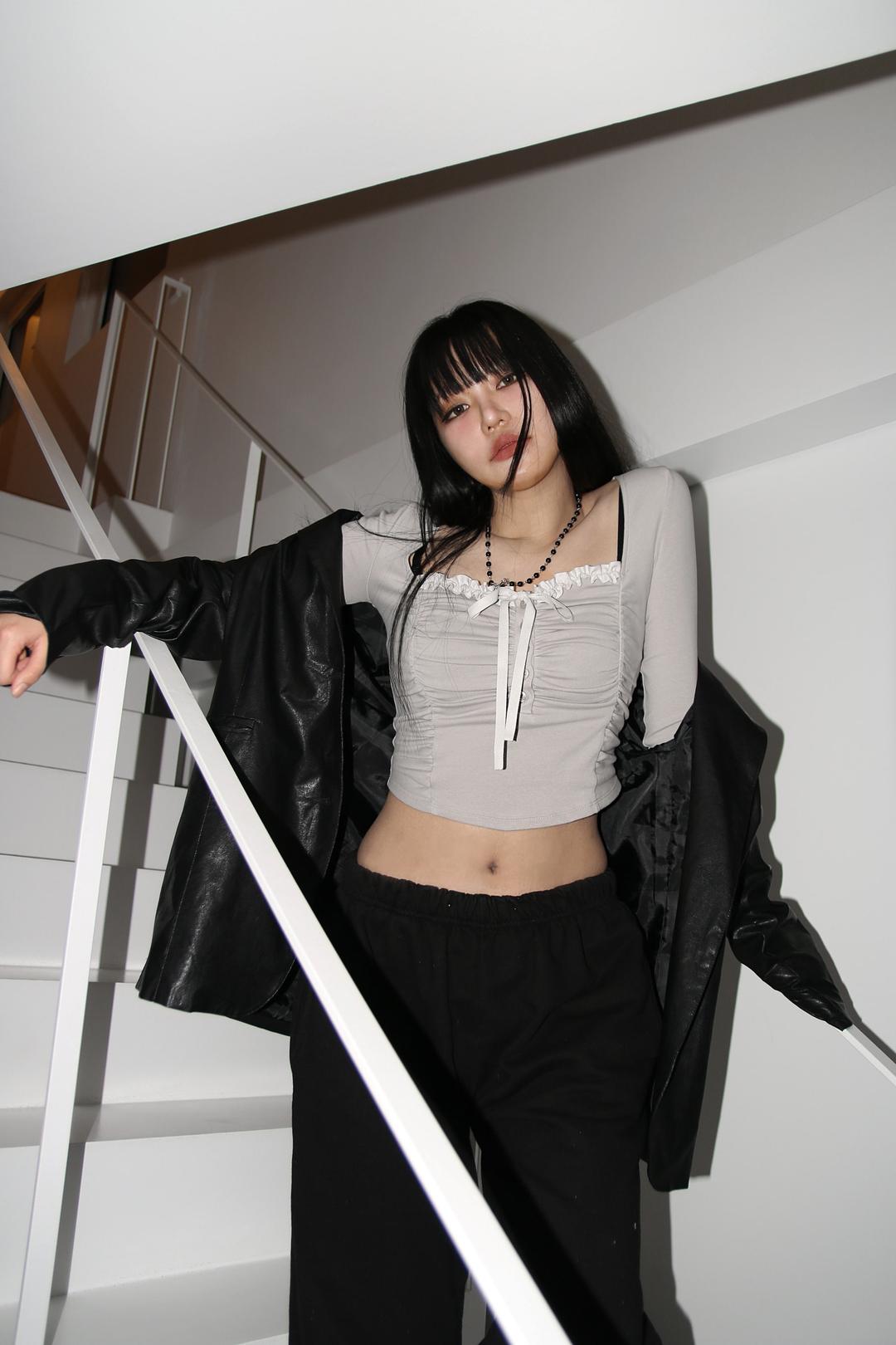SHIRRING LACE BUTTON TOP (LIGHT GRAY) 9/15일 부터 결제순 발송