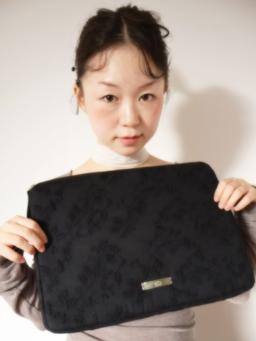 POOH NOTEBOOK POUCH BLACK TINY FLOWER