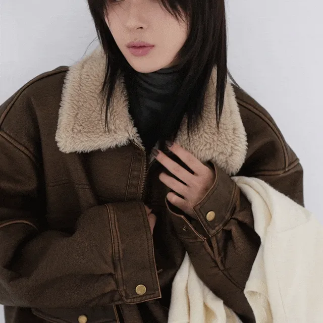[고퀄리티/퍼 안감🖤] 데미아 에코 무스탕