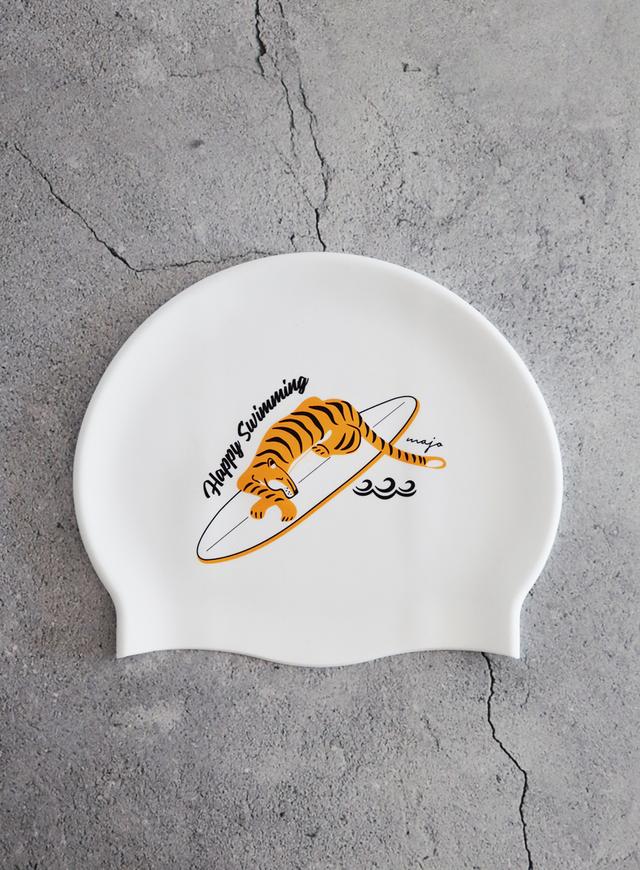 Surfing Tiger