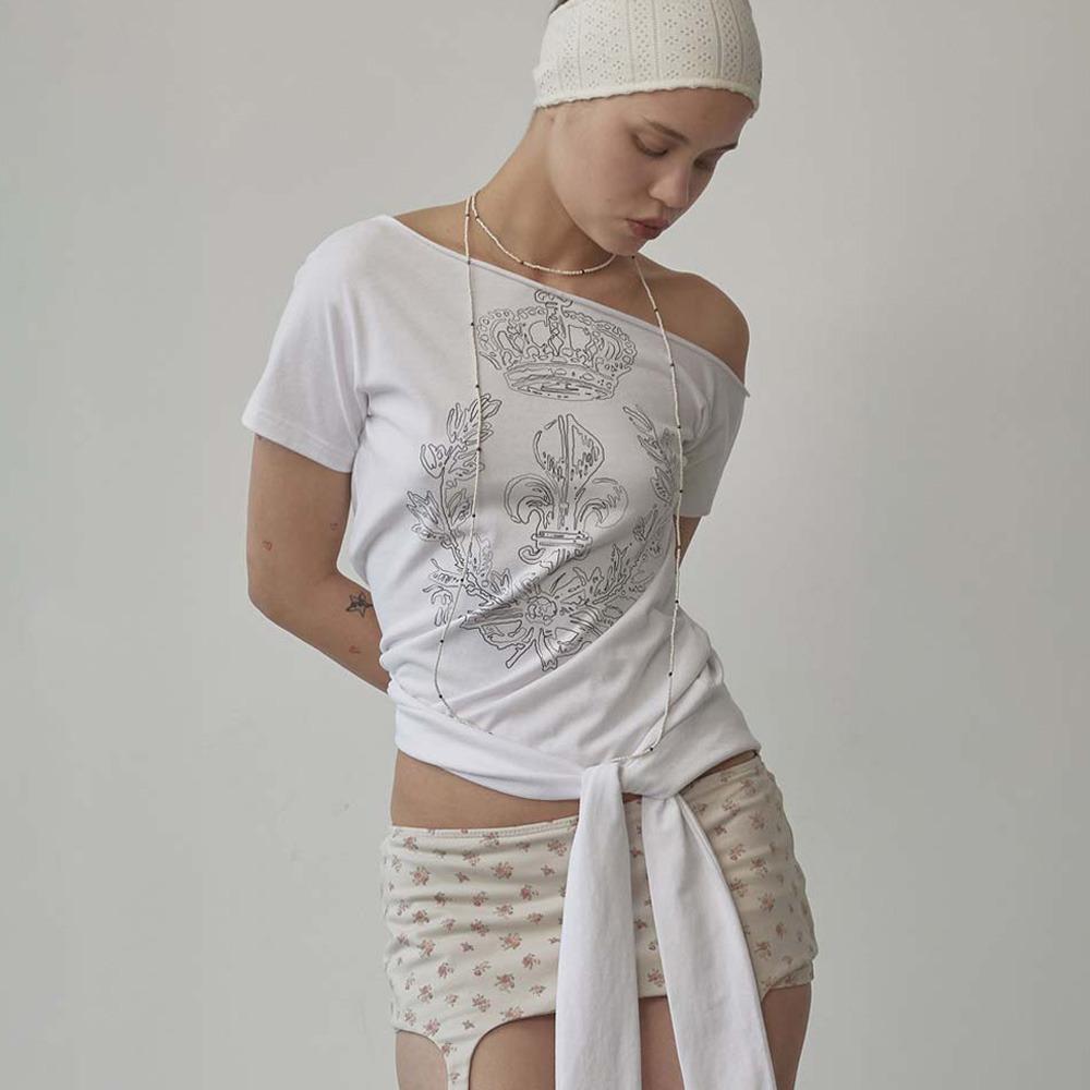 Chateau Shithole Tie Tee White
