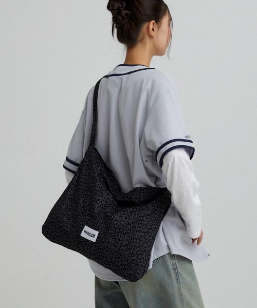 LEOPARD SUEDE ECO CROSS BAG BLACK