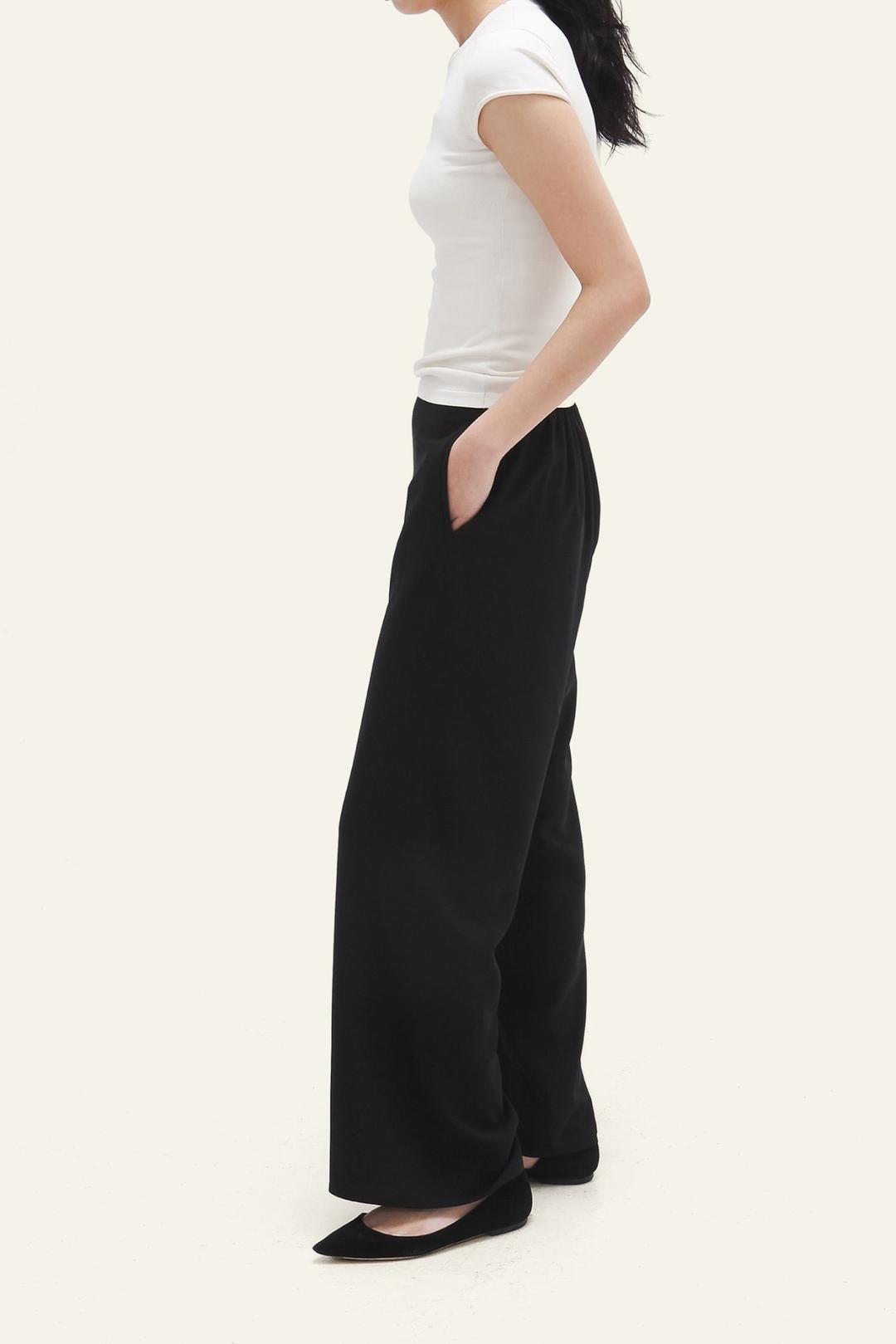 가벼운 플레어 팬츠_사이즈 S 롱 - 블랙(할인제품 교환/반품 불가)