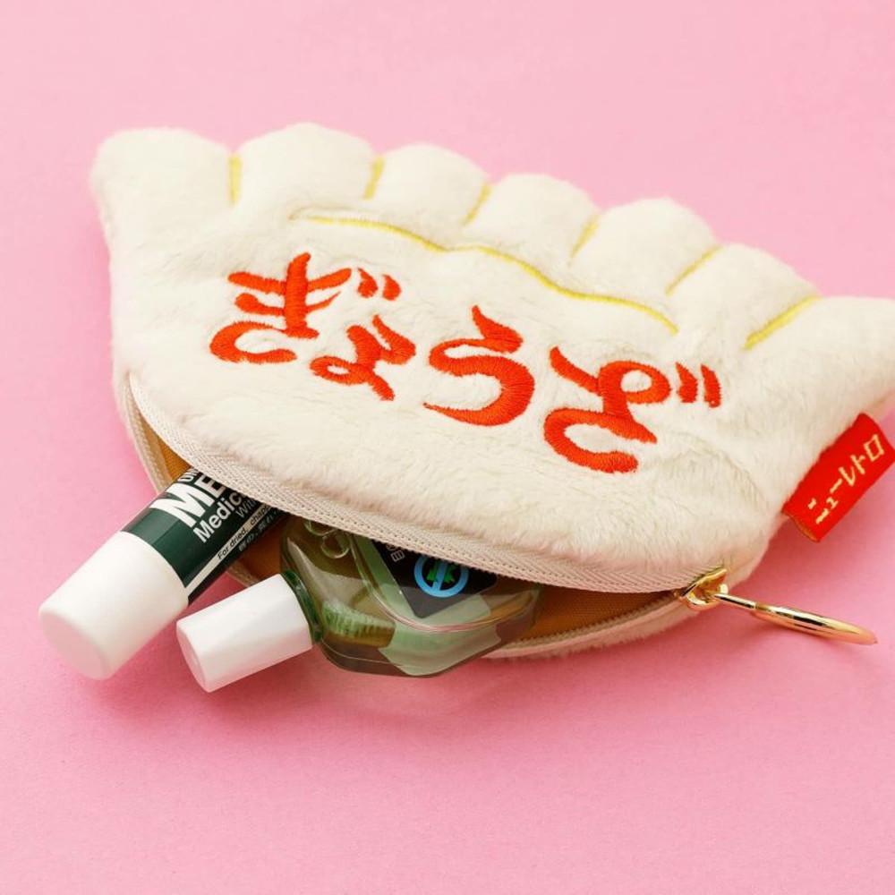 NEW RETRO 뉴 레트로 파우치 교자