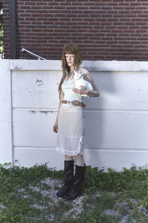 EYELET RUFFLE SKIRT
