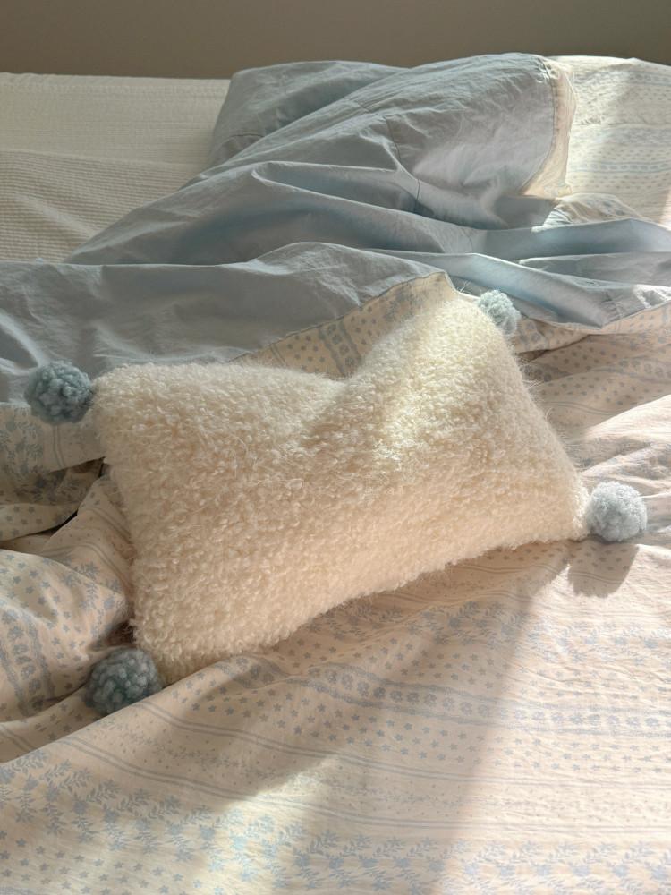 폼폼 부클 미니 쿠션 뽀글이 니트 퍼  겨울 무드 반려견 쿠션커버