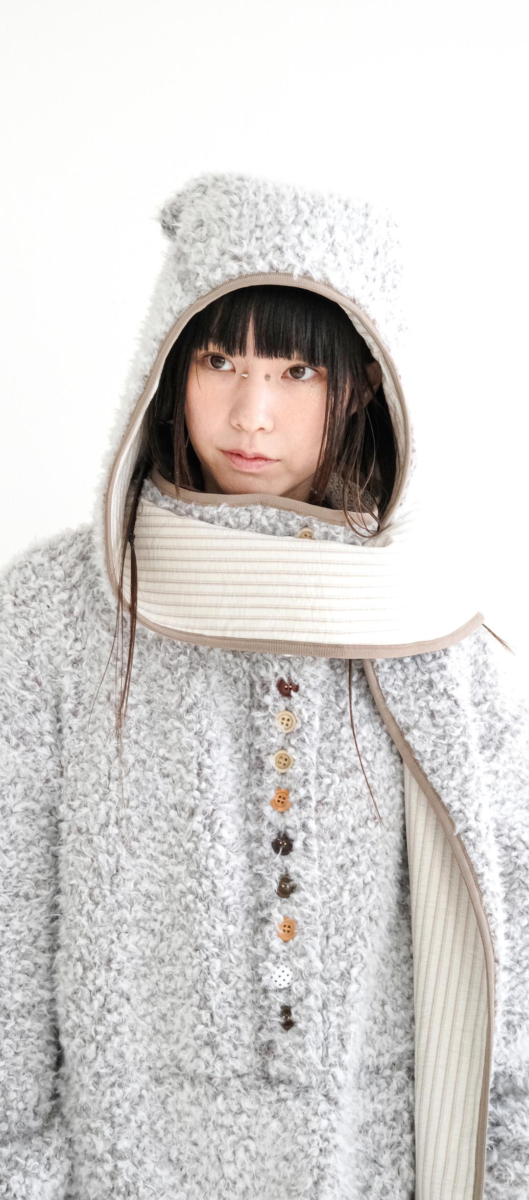 [fa.er.ie] furry ear hood muffler (brown)