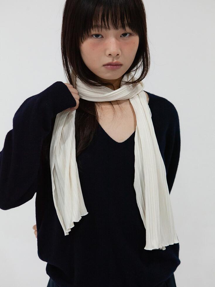 pleats long scarf - ivory