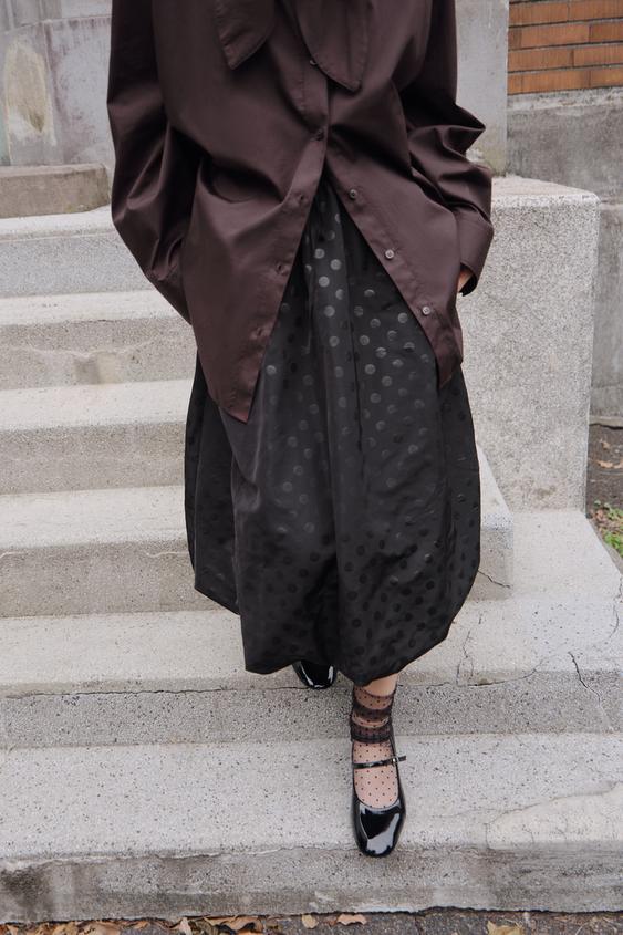 도트 패턴 벌룬 미디 스커트