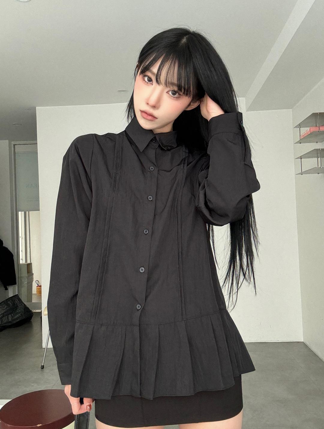 이은 Pleat Flow Shirt