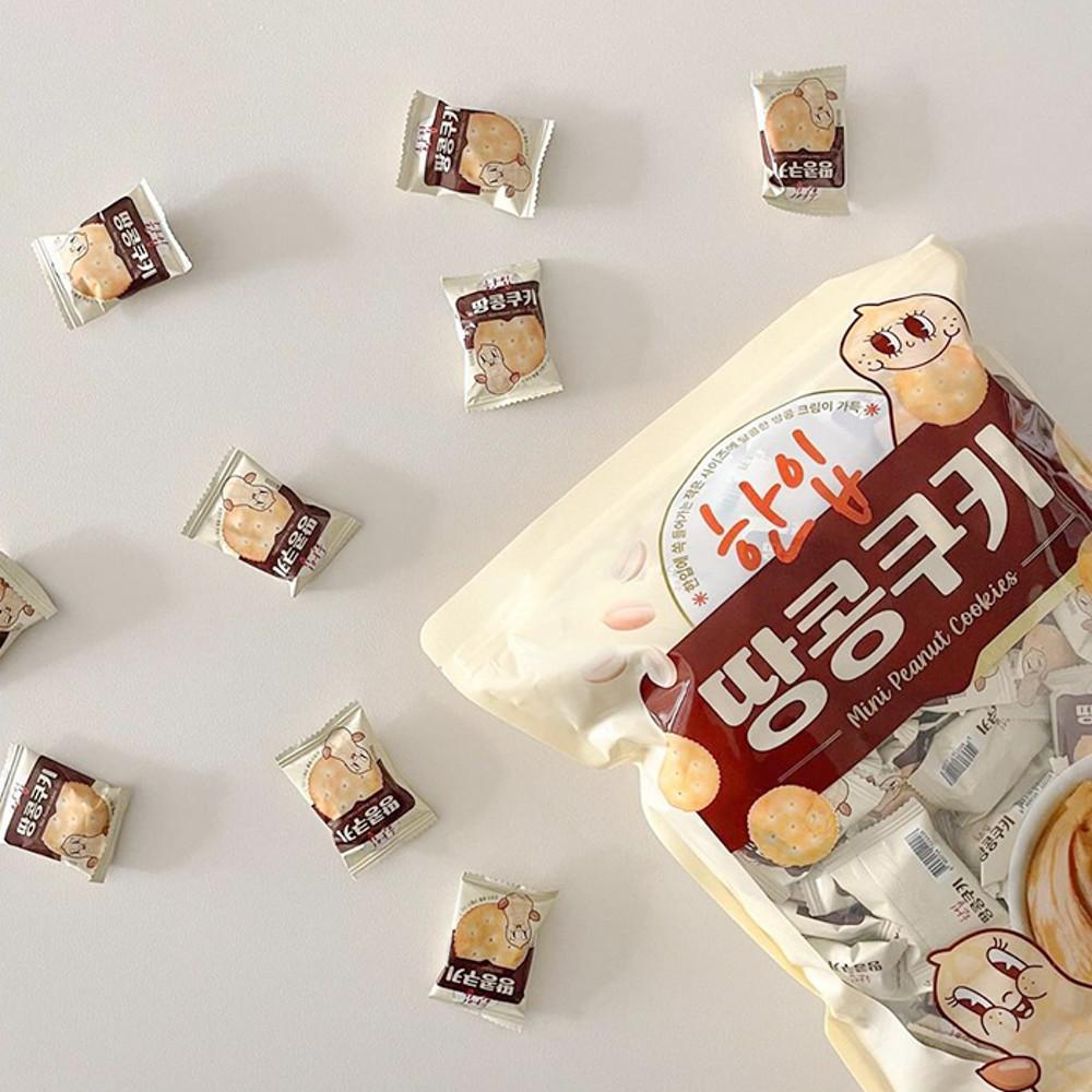 한입 땅콩 피넛버터 샌드위치 쿠키 크래커 비스켓 1kg(약166개입) 개별포장 대용량과자