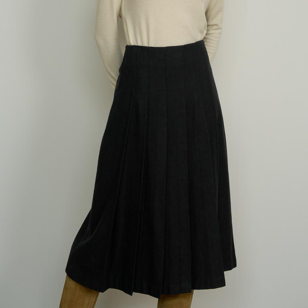 PLEATED WOOL SKIRT_BLACK