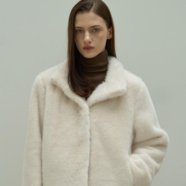 [12월 11일 순차출고 예정] Fur Jacket_2Color