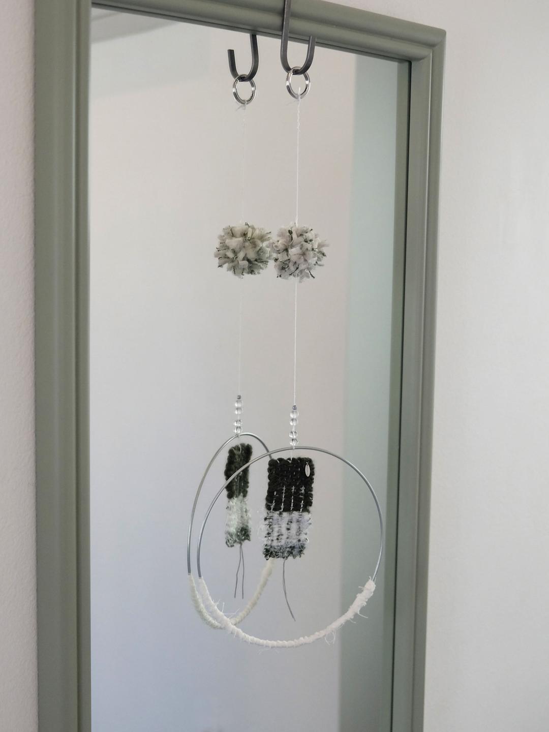 숲 속의 눈(mobile)