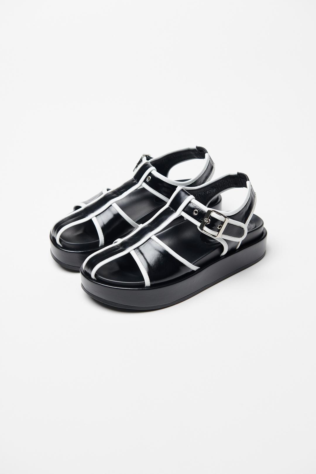 IS_251798_Star Platform Sandal