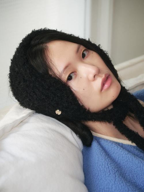 TEXTURED KNIT EARMUFFS, BLACK