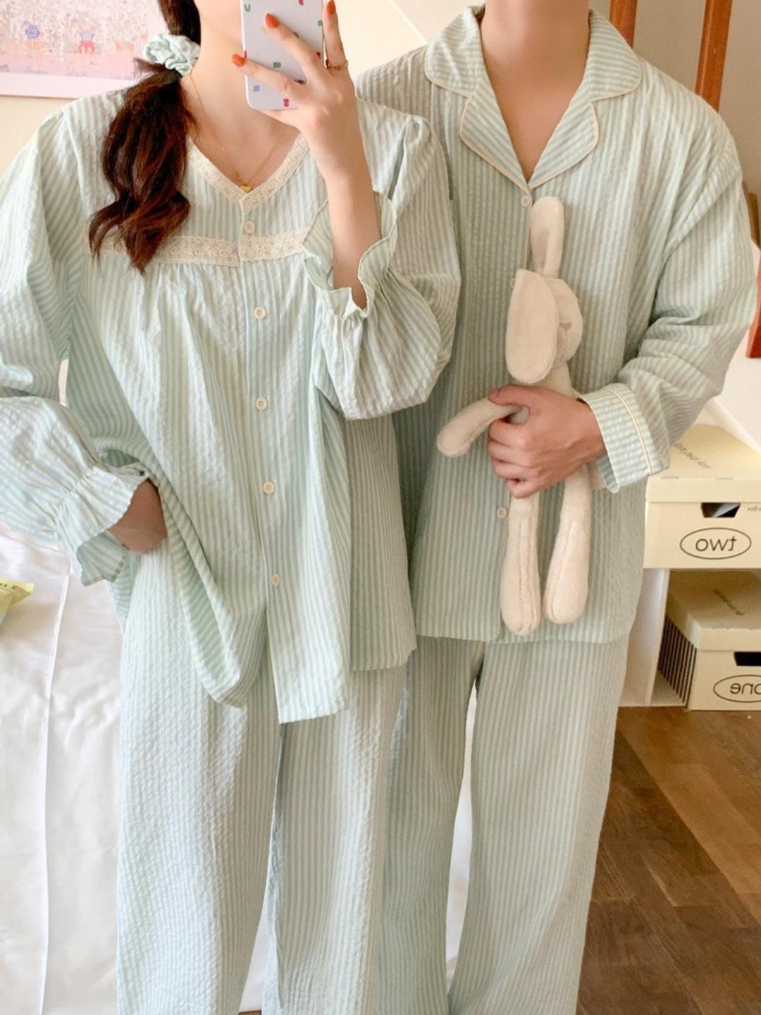 [커플] 리프 스트라이프 파자마