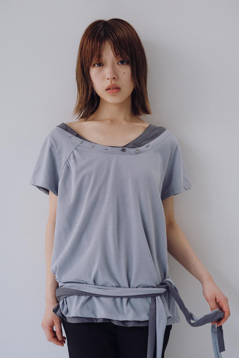 ONE-SHOULDER WRAP T-SHIRT, GRAY