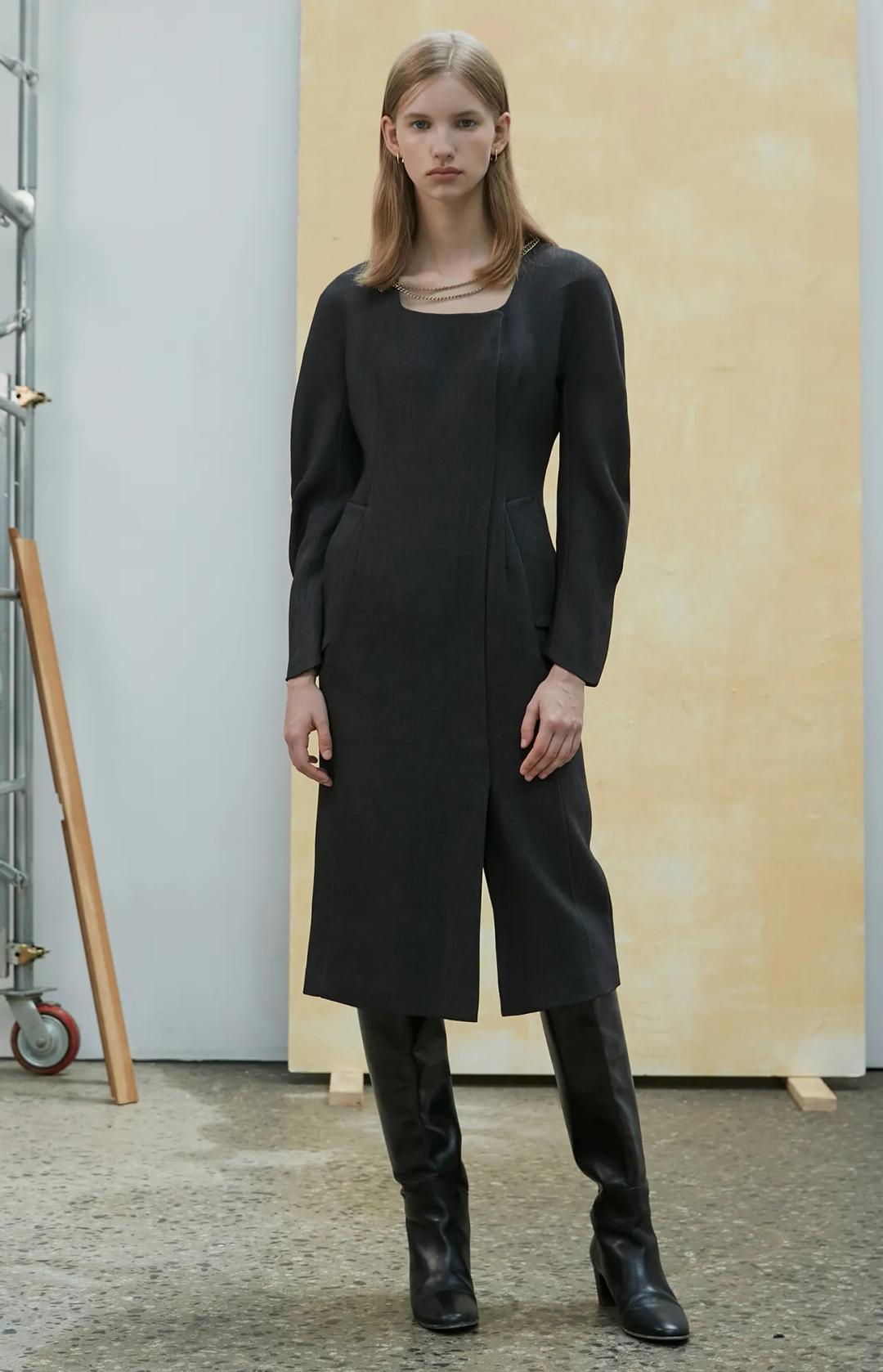 라비앙 스퀘어넥 원피스