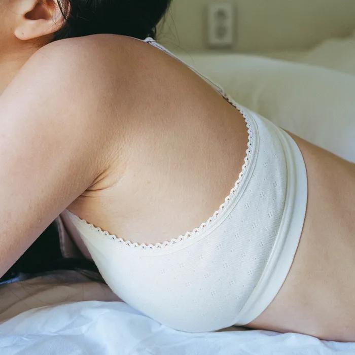 Triangle punching organic cotton bra in natural_삼각 펀칭 오가닉 코튼 브라 내추럴