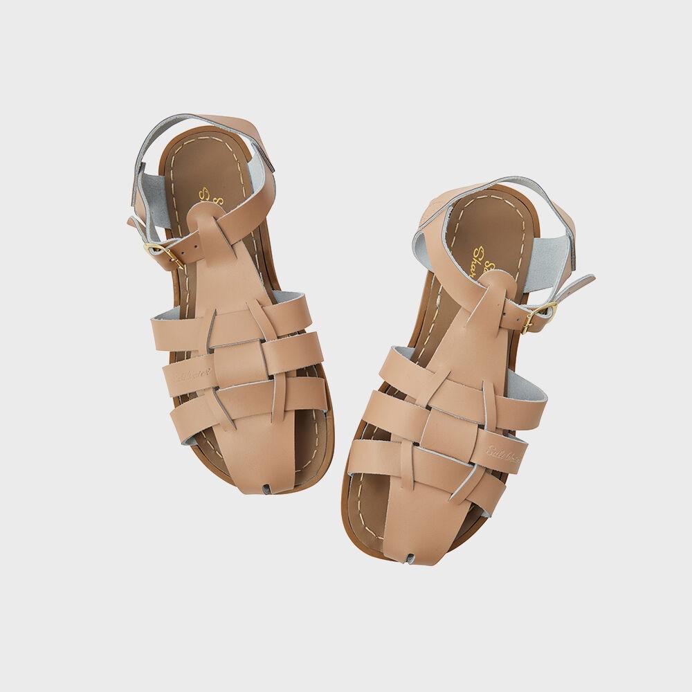 [단독] SALT-WATER SANDAL ADULT SHARK LATTE