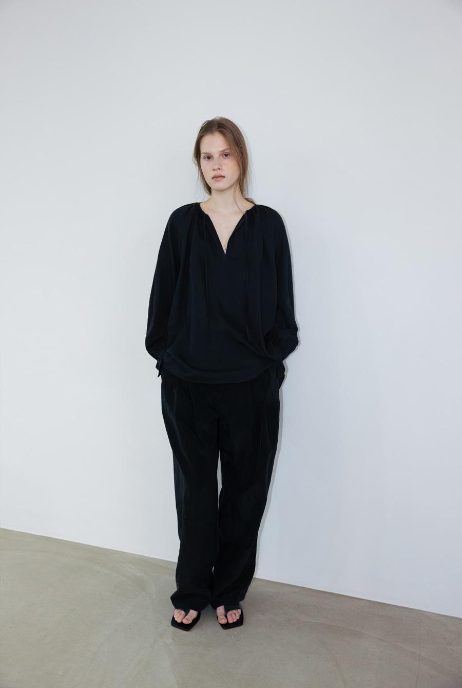 DACOTA PANTS (BLACK)
