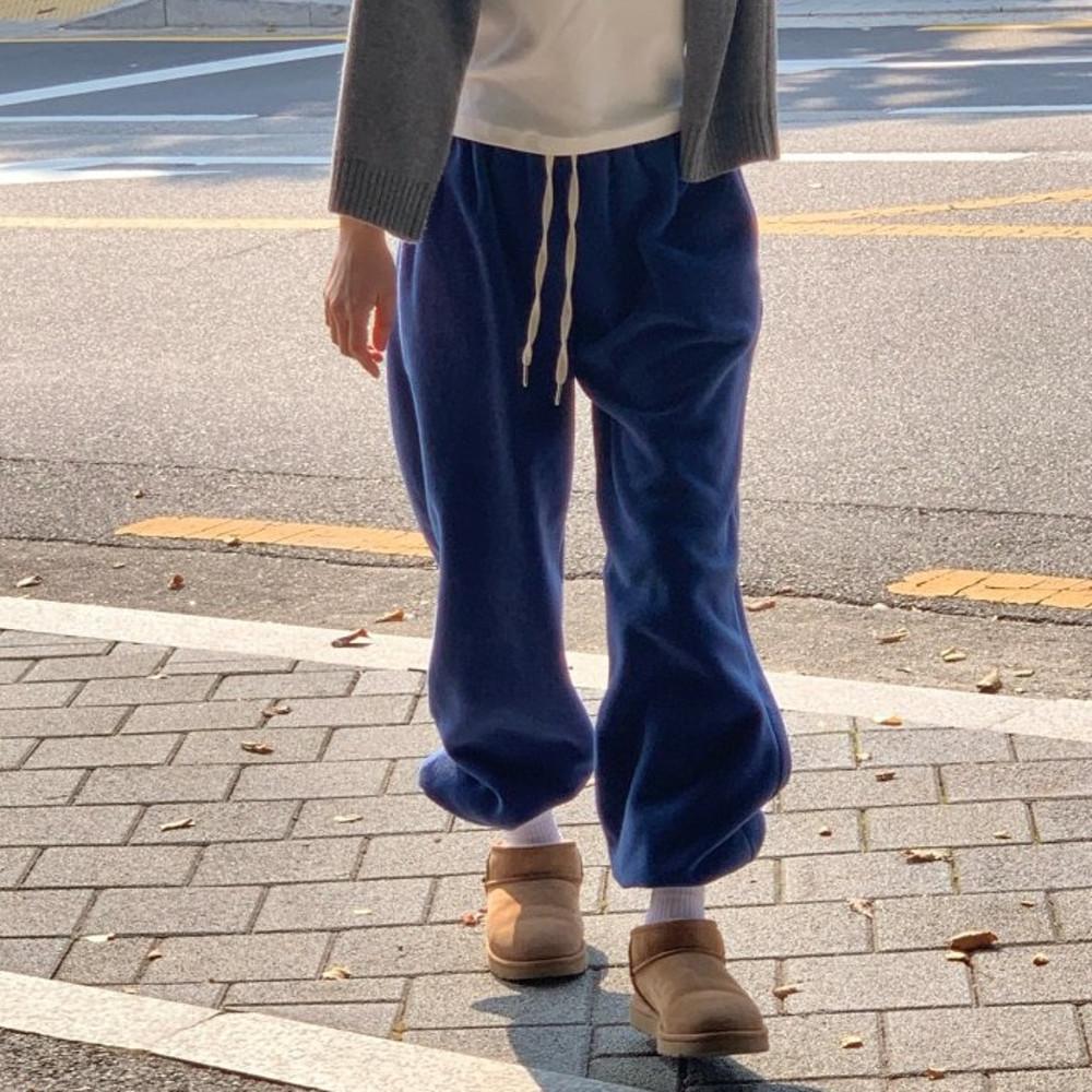 후리스 조거 밴딩 팬츠 2312 겨울 트레이닝 여유있는 핏 고무줄바지